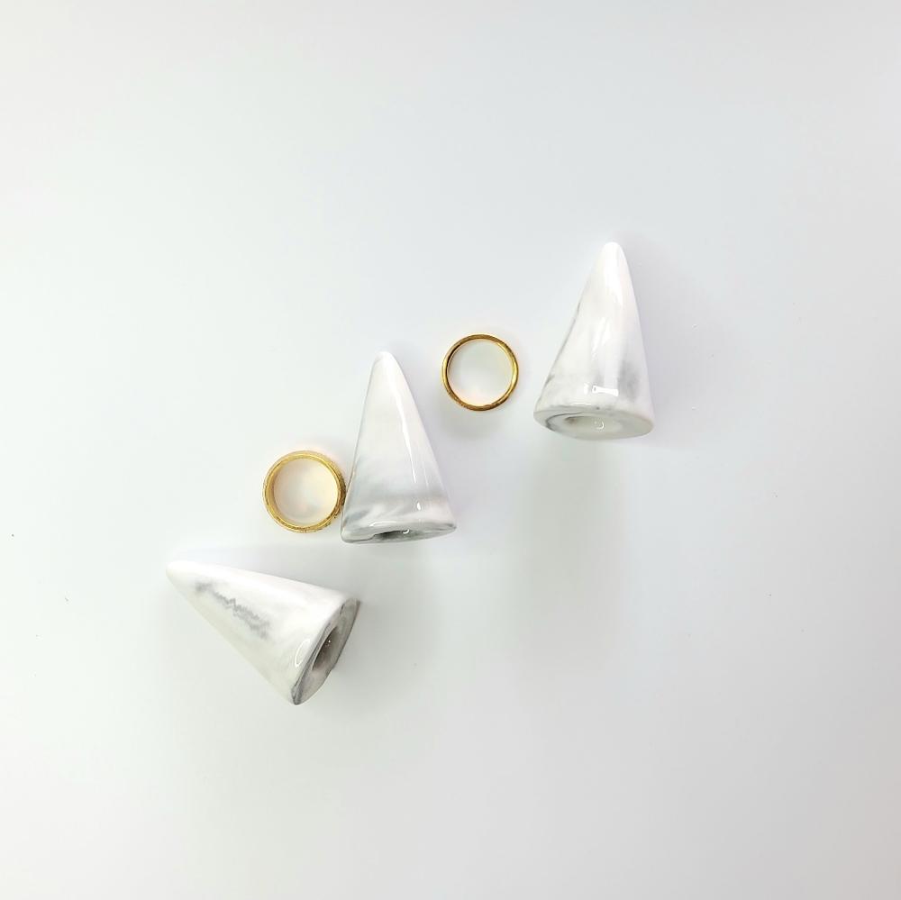 Ceramic Ring cone - Picture 2 of 3